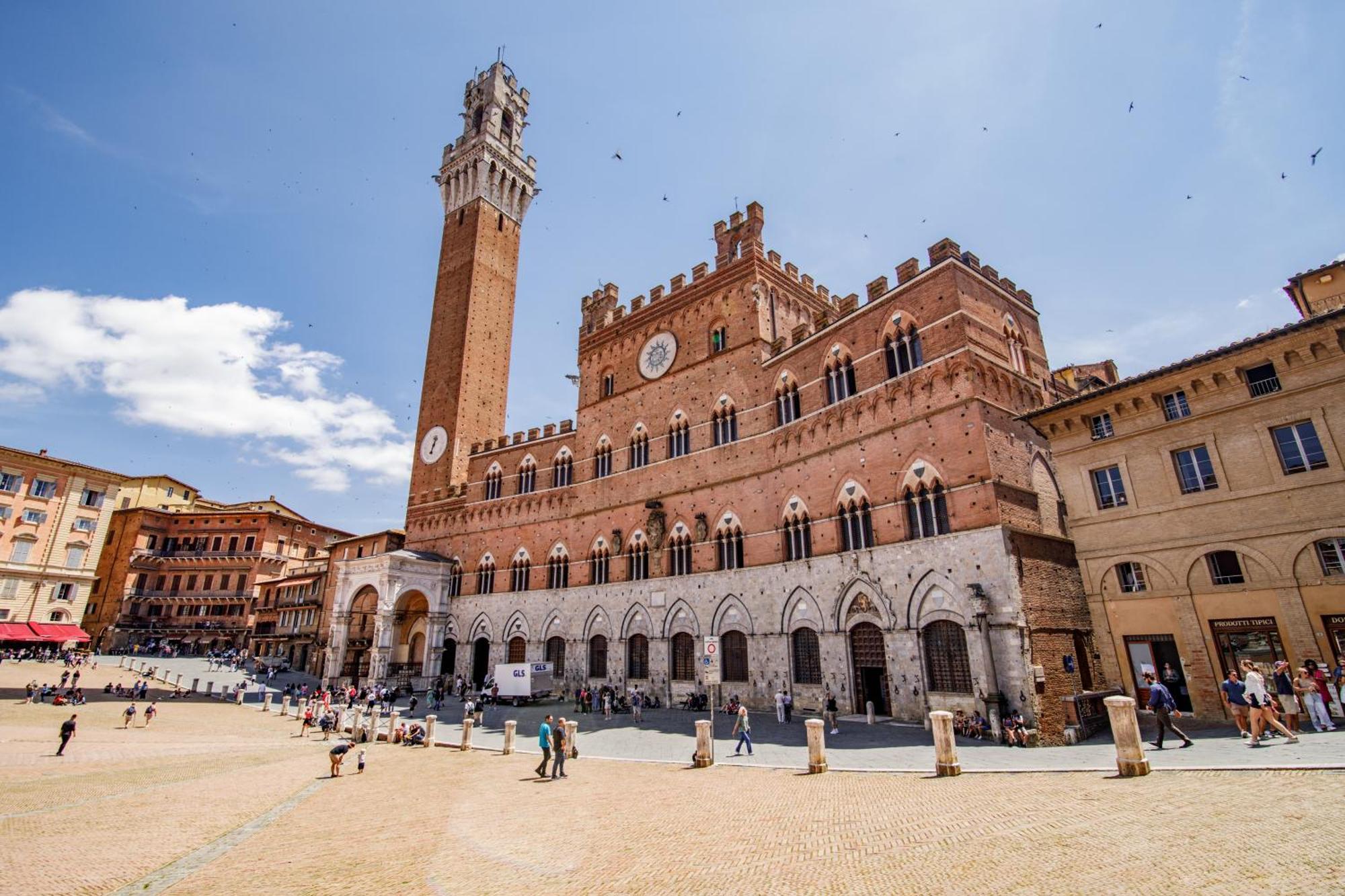 Charme Centro Storico Apartment Siena Exterior photo